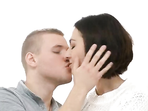 Petite Brunette Spinner Moans While Getting bonked